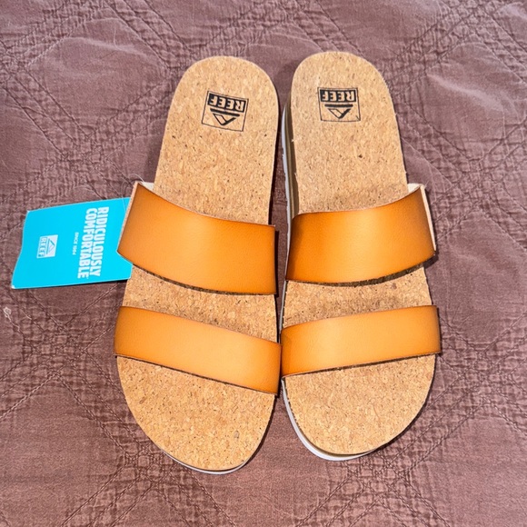 Reef Womens Sandals - Picture 1 of 5